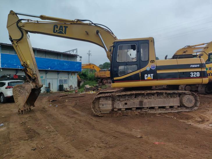Buy Caterpillar 312V2 Used Excavator / 1