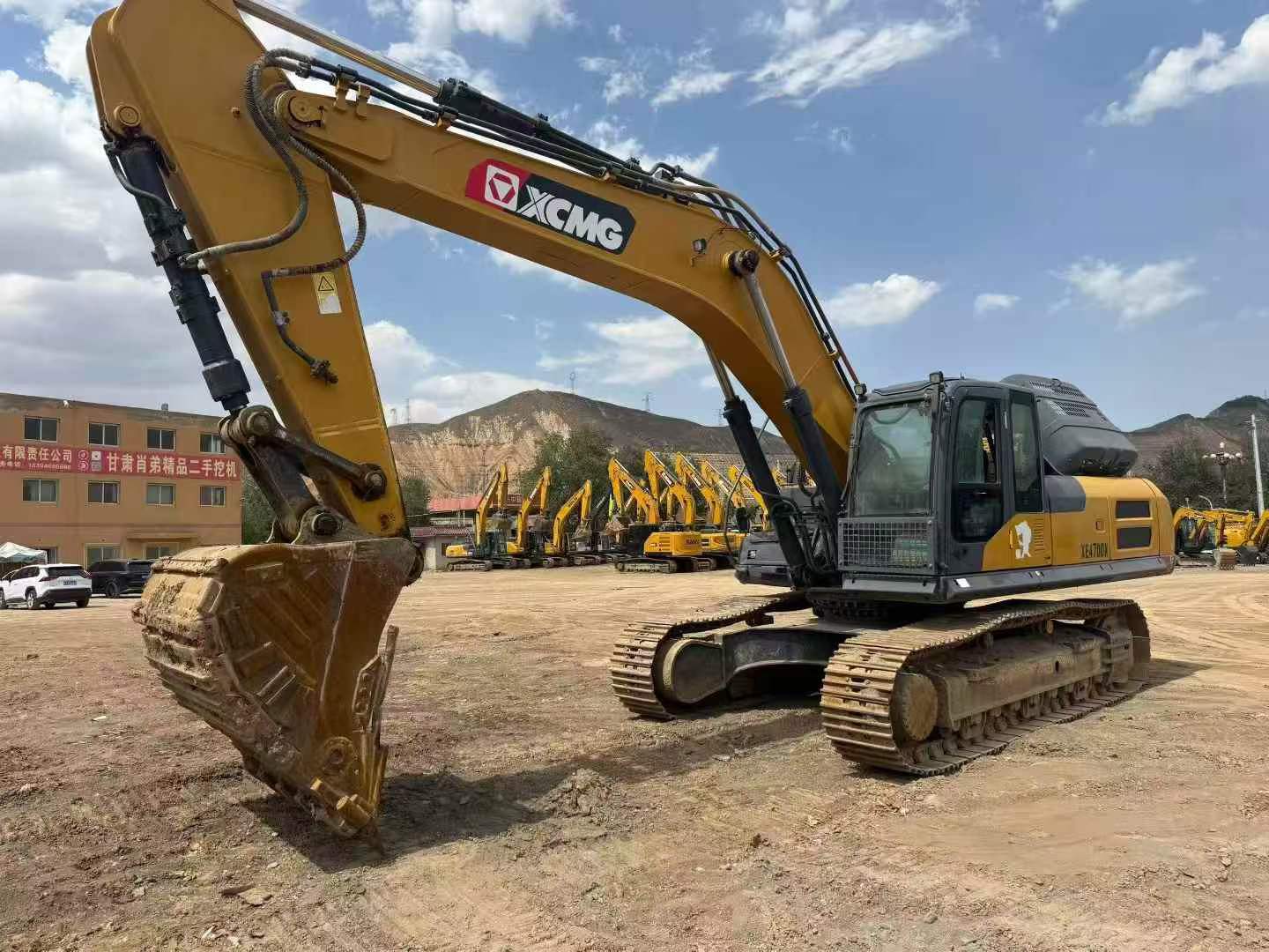 Buy XCMG XE380K Used Excavator / 2