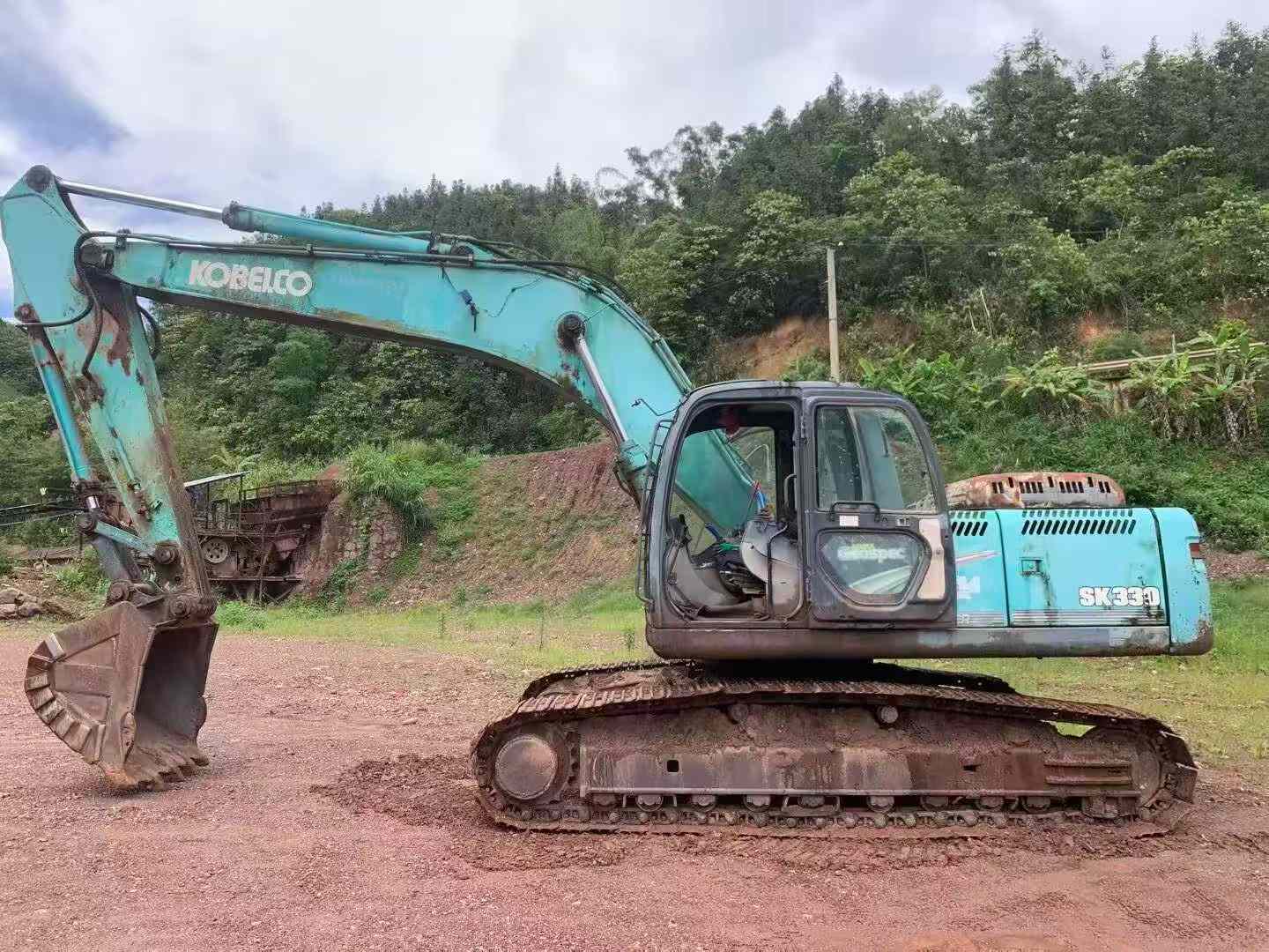 Buy Kobelco SK260 Used Excavator / 8