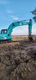 Buy Kobelco SK260 Used Excavator / 4 Buy Kobelco SK260 Used Excavator / 4
