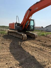 Buy Hitachi EX200 Used Excavator / 2 Buy Hitachi EX200 Used Excavator / 2