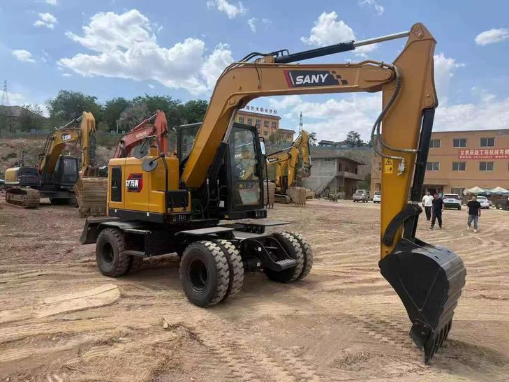 Buy Sany SY75 Used Excavator / 1