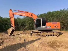 Buy Hitachi EX200-3 Used Excavator / 2 Buy Hitachi EX200-3 Used Excavator / 2