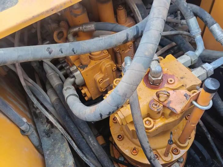 Buy Sany SY205C Used Excavator / 1