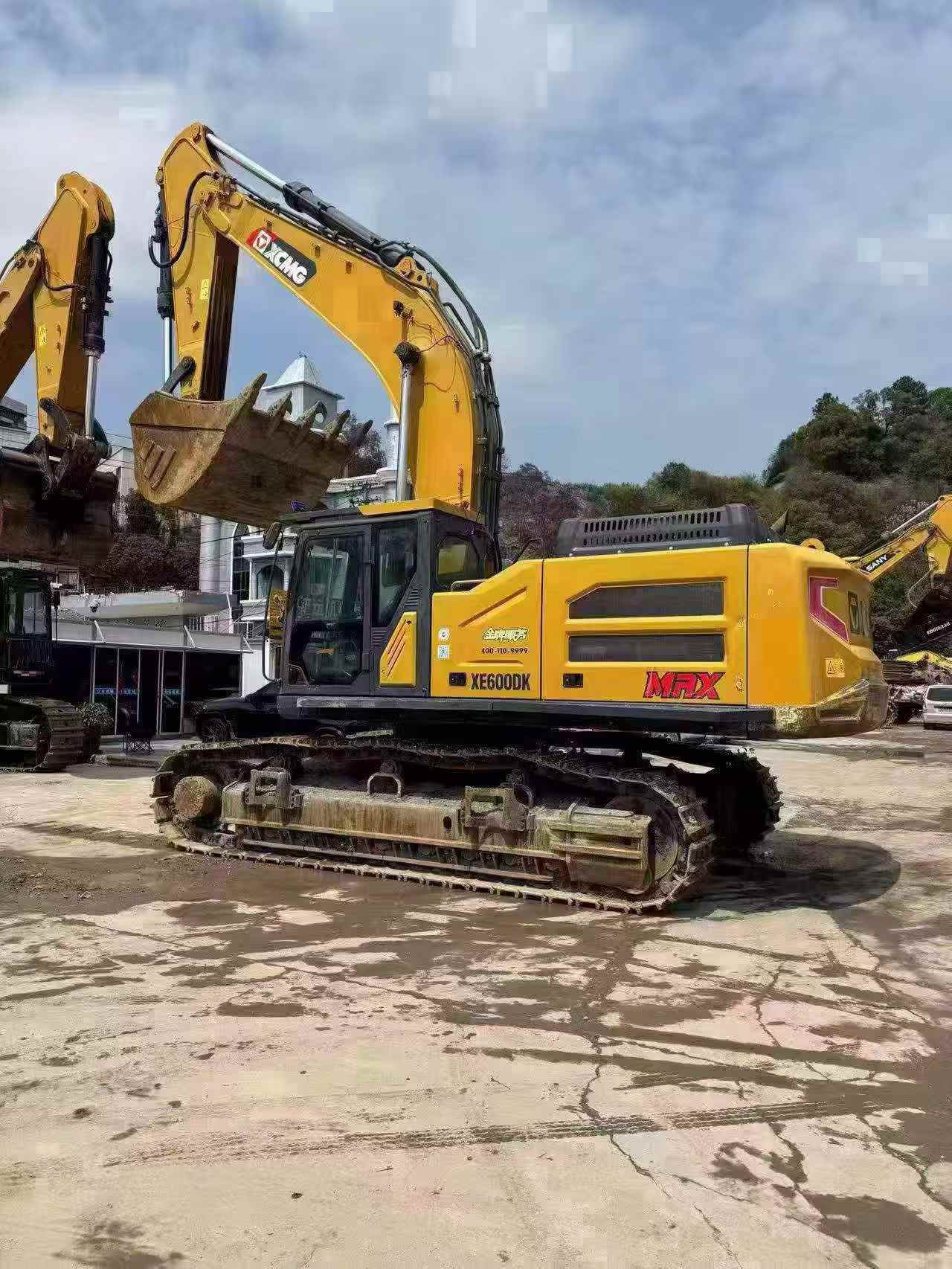 Buy XCMG LW600E Used Excavator / 2