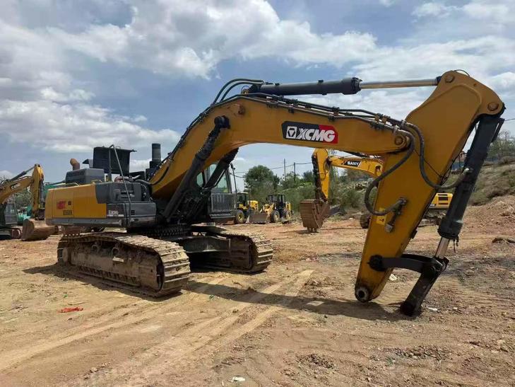Buy XCMG XE550DK Used Excavator / 1
