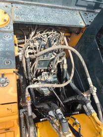 Buy Hyundai R150-7 Used Excavator / 2 Buy Hyundai R150-7 Used Excavator / 2