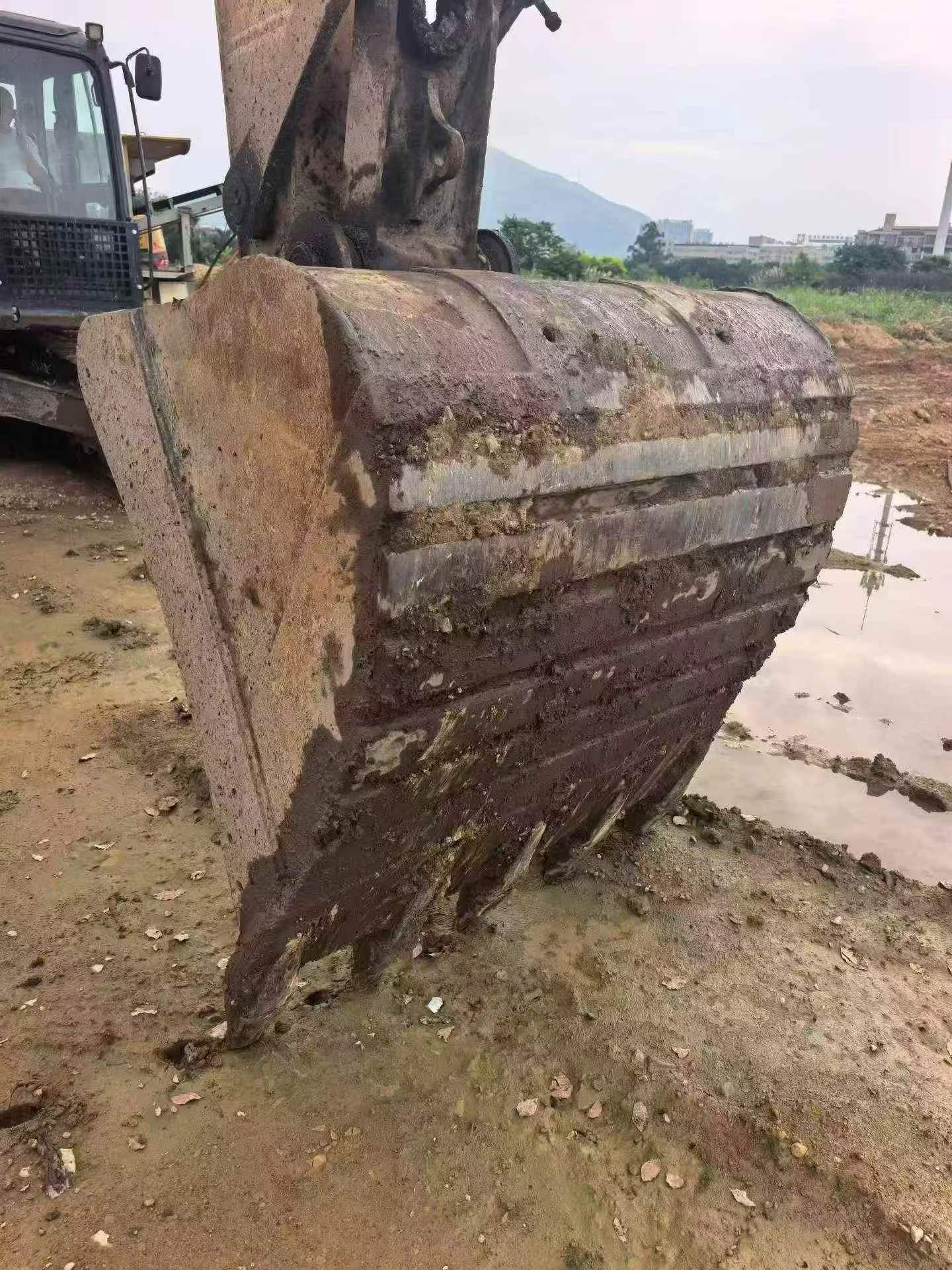 Buy XCMG XE270DK Used Excavator / 9