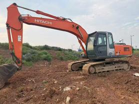 Buy Hitachi EX200-3 Used Excavator / 3 Buy Hitachi EX200-3 Used Excavator / 3