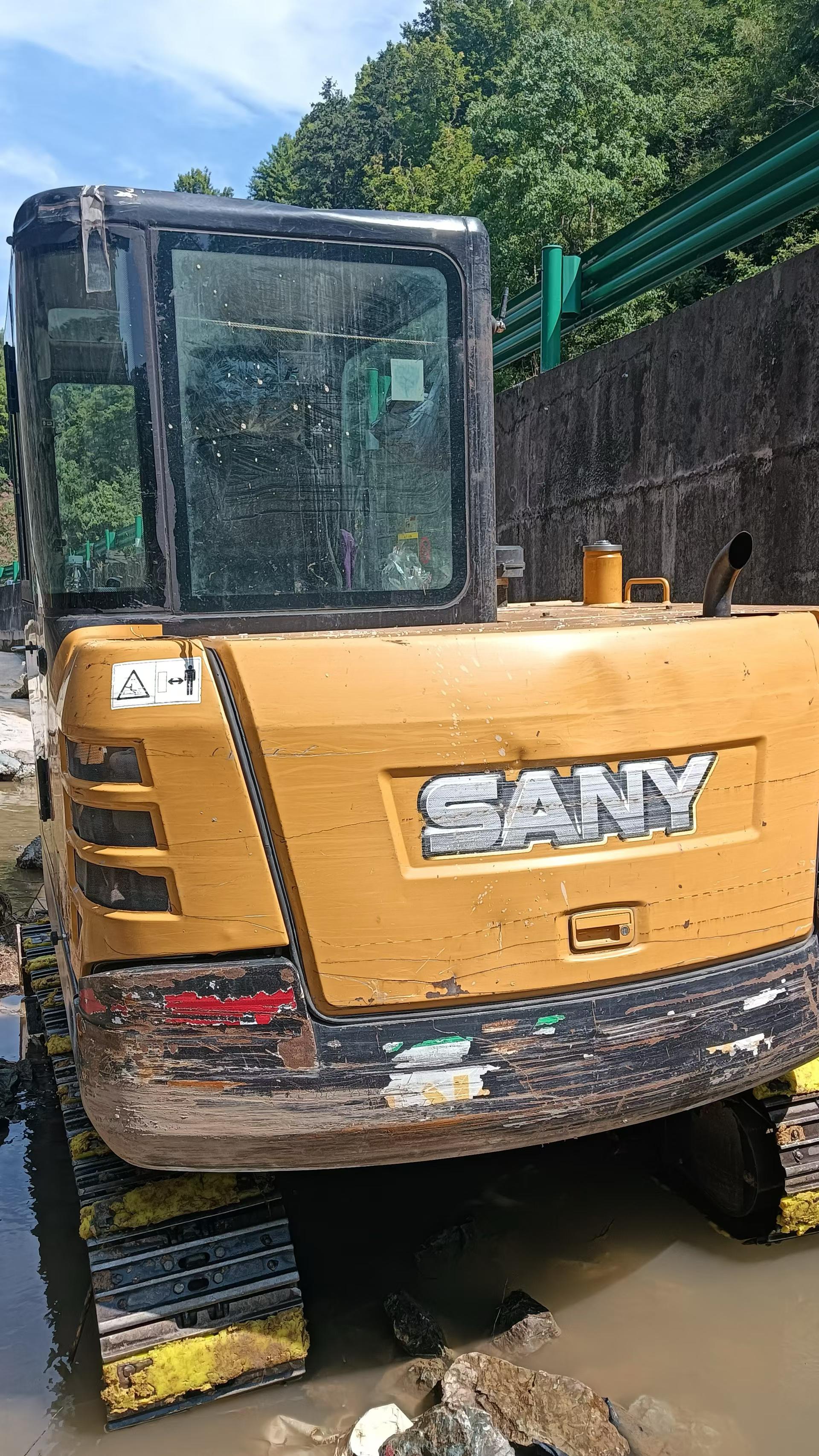 Buy Sany SY55 Used Excavator / 3