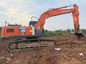 Buy Hitachi EX200-3 Used Excavator / 4 Buy Hitachi EX200-3 Used Excavator / 4