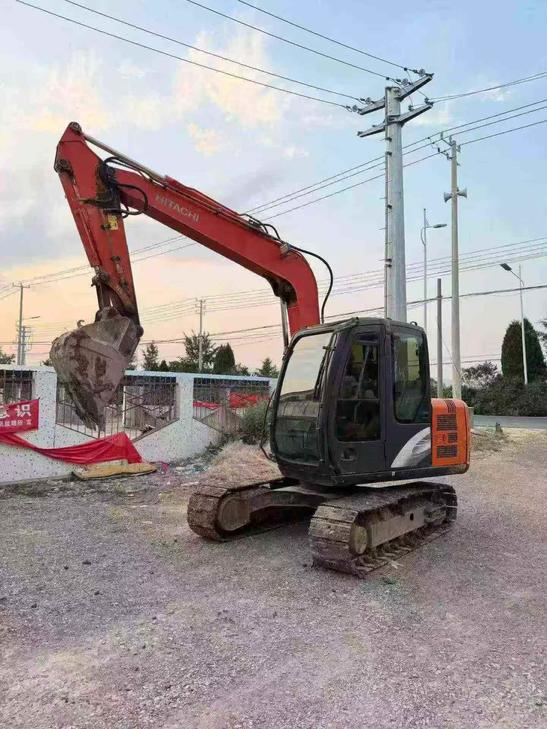 Buy Hitachi ZX70-5G Used Excavator / 1