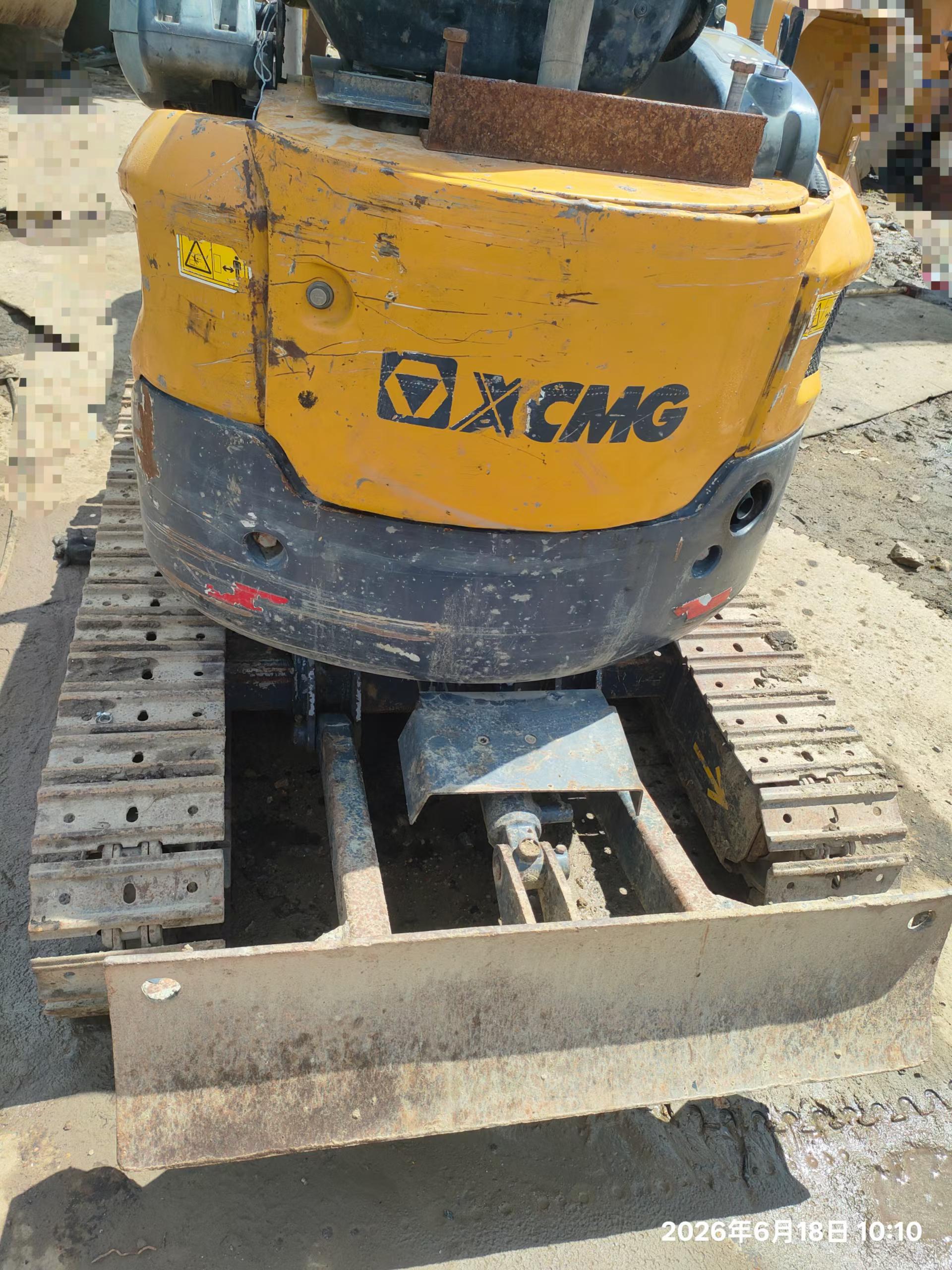 Buy XCMG XE15 Used Excavator / 2