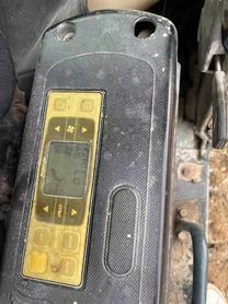 Buy Hyundai R215-7 Used Excavator / 9 Buy Hyundai R215-7 Used Excavator / 9