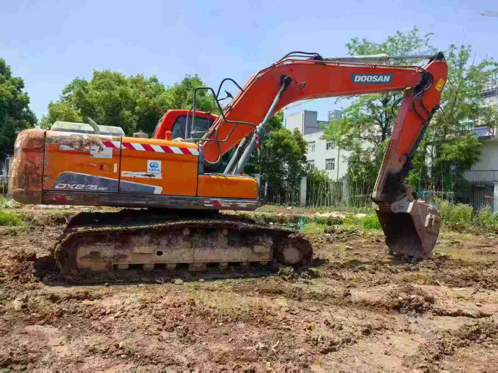 Buy Doosan DH215-9 Used Excavator / 2