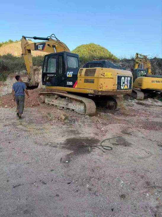 Buy Caterpillar 326DL Used Excavator / 1