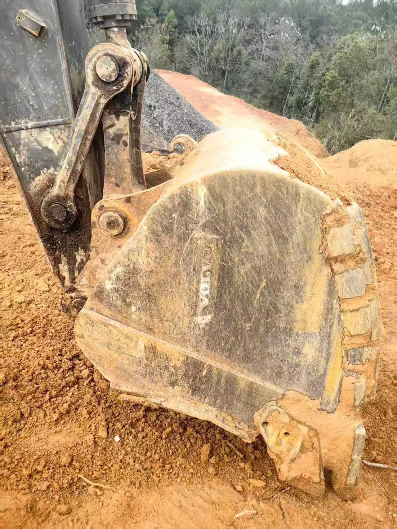 Buy Volvo EC200 Used Excavator / 5