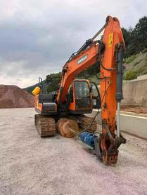 Buy Doosan S130W-3 Used Excavator / 8 Buy Doosan S130W-3 Used Excavator / 8