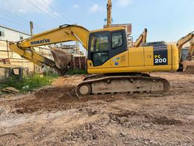 Buy Komatsu PC200-7 Used Excavator / 2 Buy Komatsu PC200-7 Used Excavator / 2