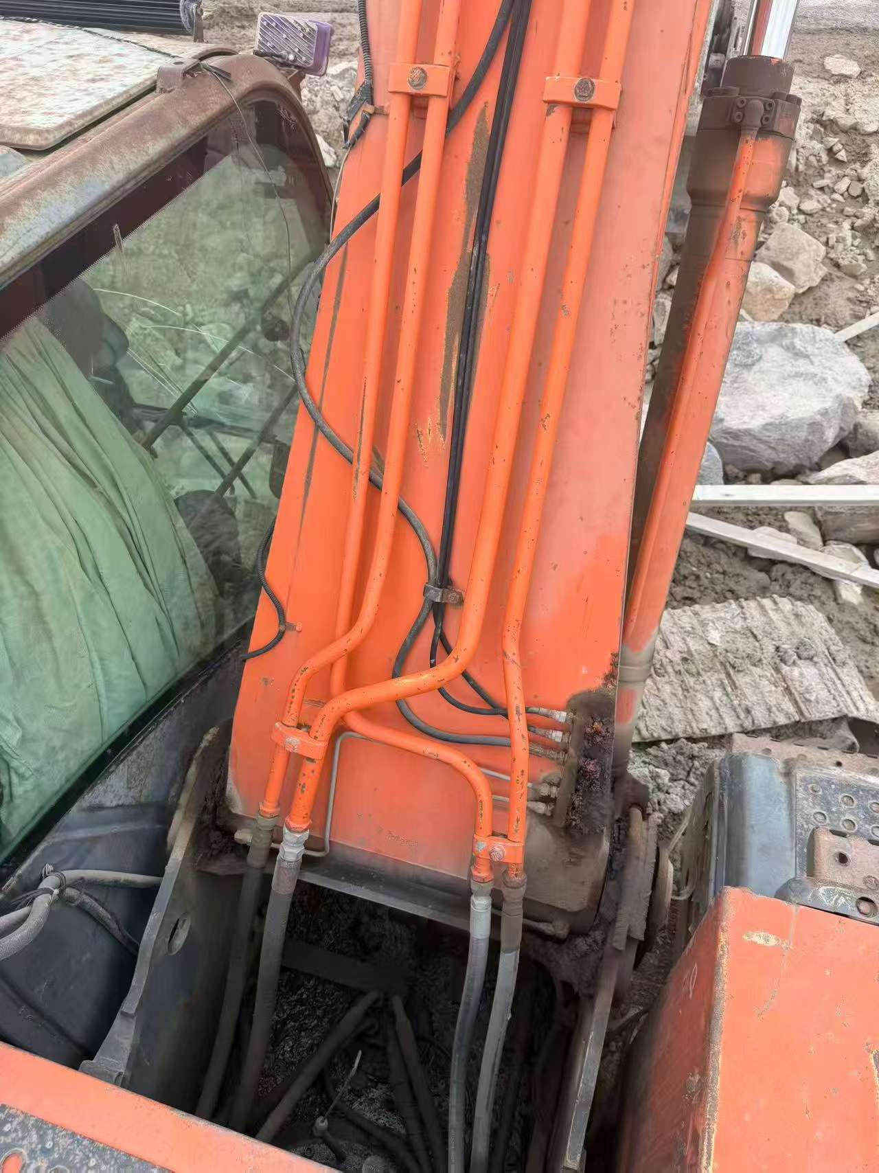 Buy Hitachi EX240-3 Used Excavator / 4