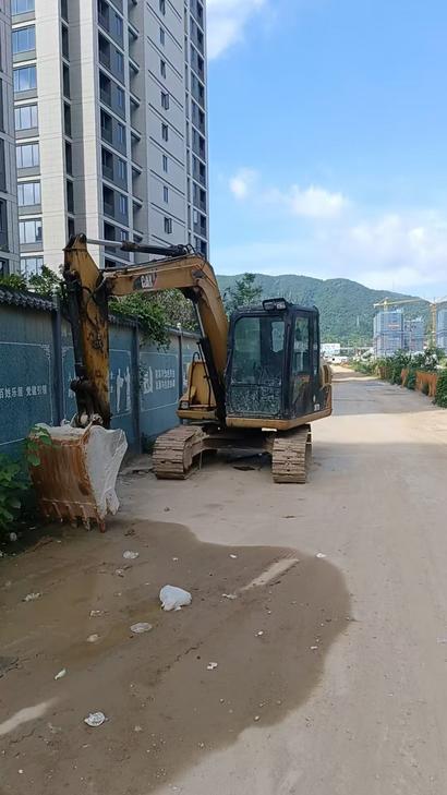 Buy Caterpillar 307B Used Excavator / 1