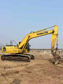 Buy Komatsu PC210 Used Excavator / 2 Buy Komatsu PC210 Used Excavator / 2