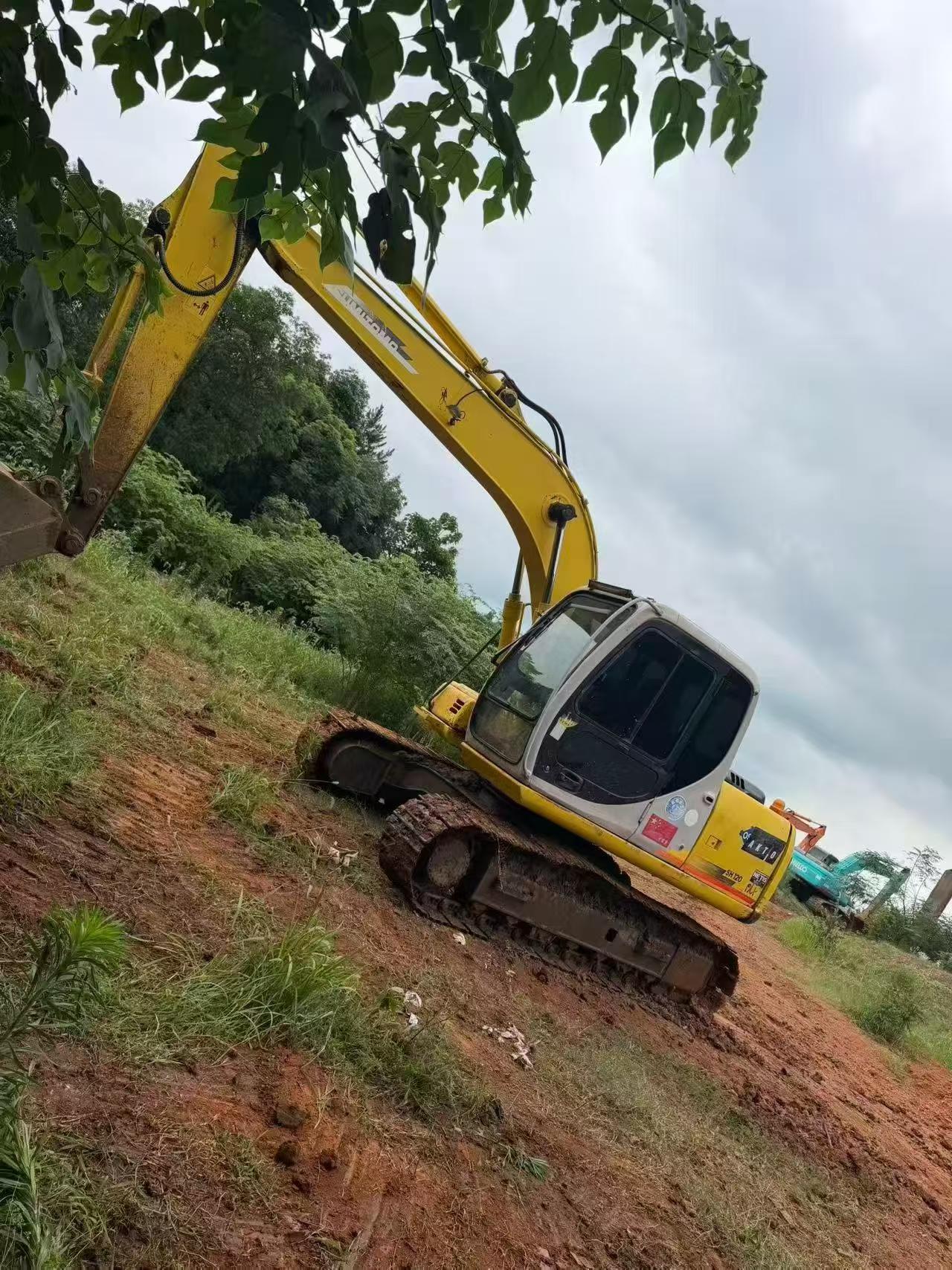 Buy Sumitomo SH120 Used Excavator / 3