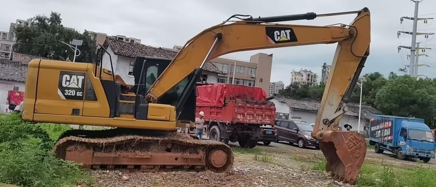 Buy Caterpillar 320A Used Excavator / 4
