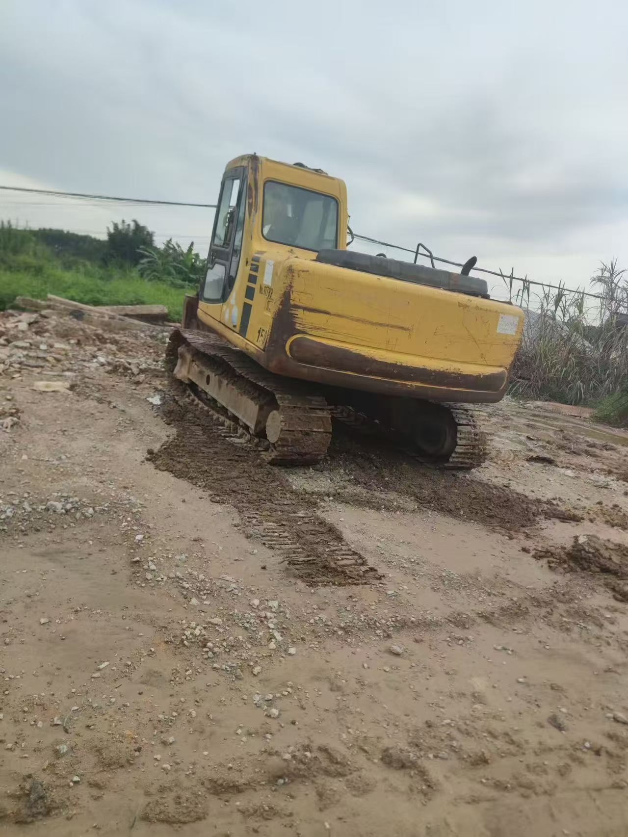 Buy Komatsu PC120-6 Used Excavator / 2