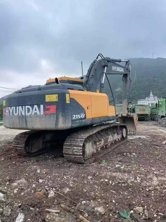 Buy Hyundai R215-7 Used Excavator / 1