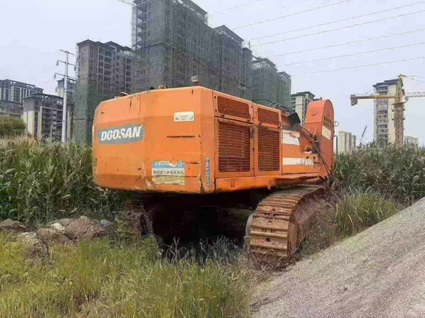 Buy Doosan DX700LC Used Excavator / 4