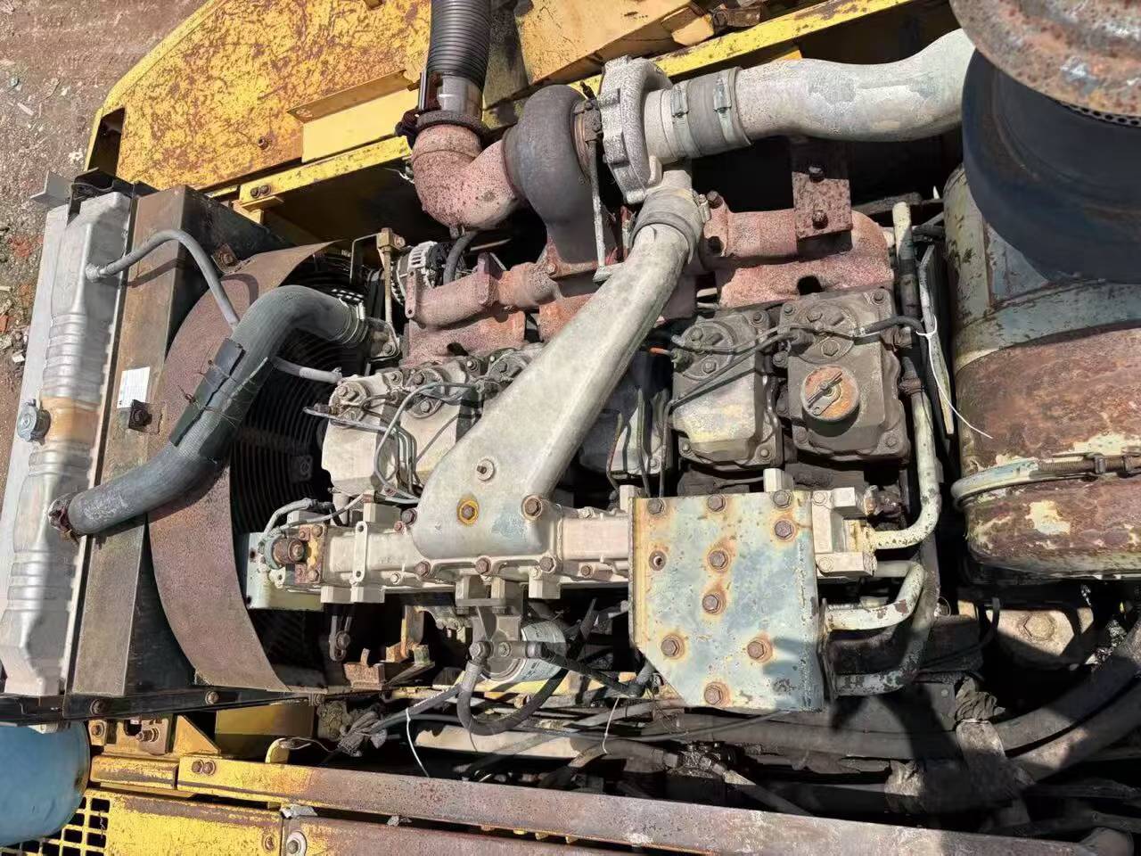 Buy Komatsu PC450-6 Used Excavator / 2