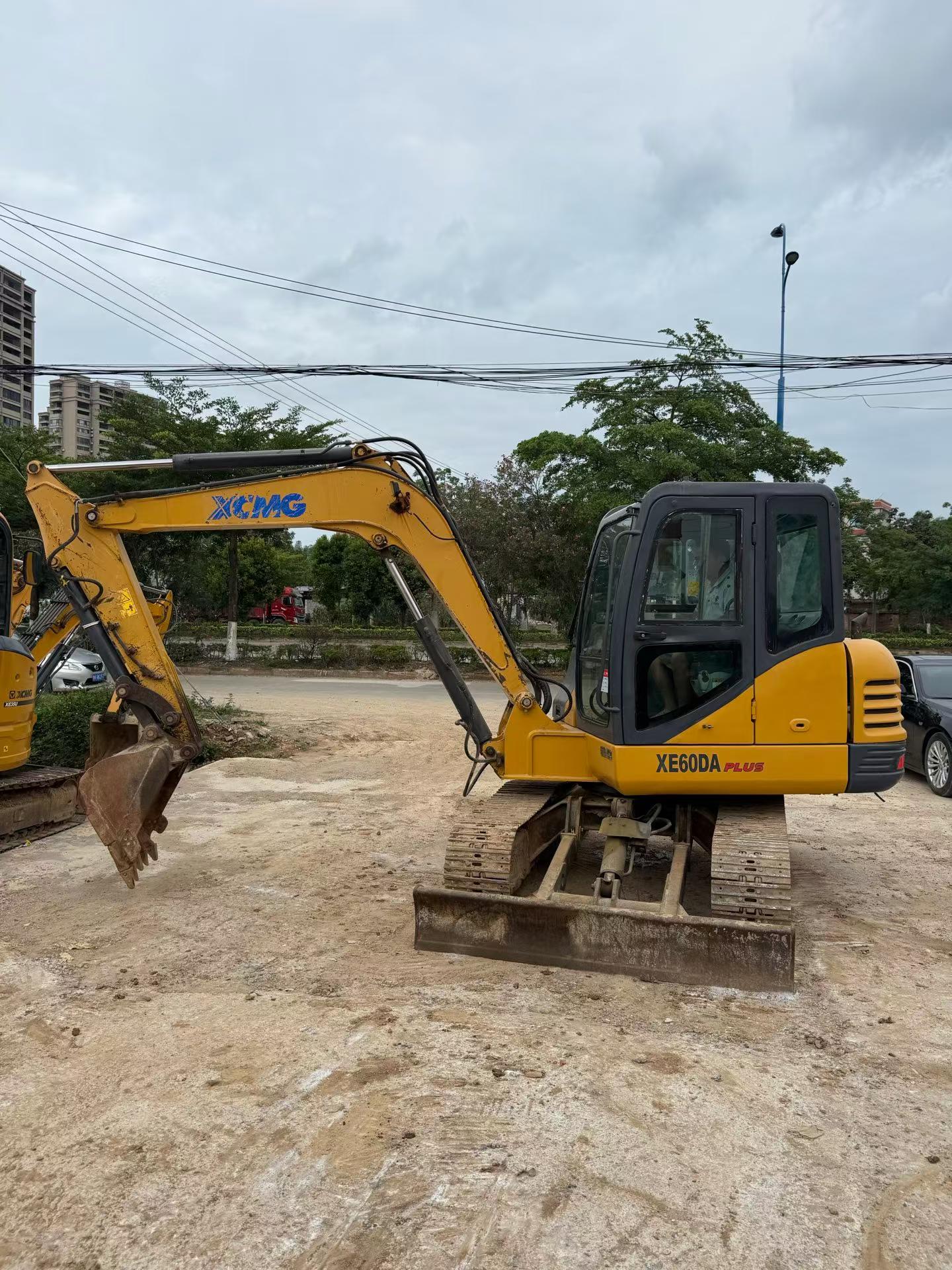 Buy XCMG XE55D Used Excavator / 2