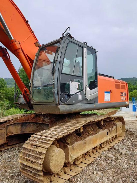 Buy Hitachi EX350 Used Excavator / 1