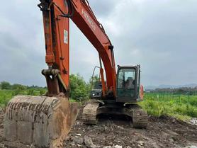 Buy Hitachi EX200-3 Used Excavator / 5 Buy Hitachi EX200-3 Used Excavator / 5