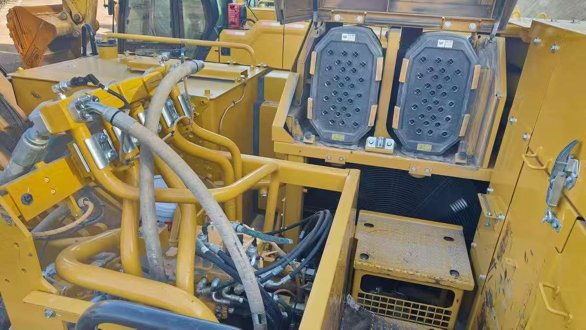 Buy Caterpillar CAT395 Used Excavator / 7