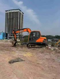 Buy Doosan DX75-10 Used Excavator / 2 Buy Doosan DX75-10 Used Excavator / 2