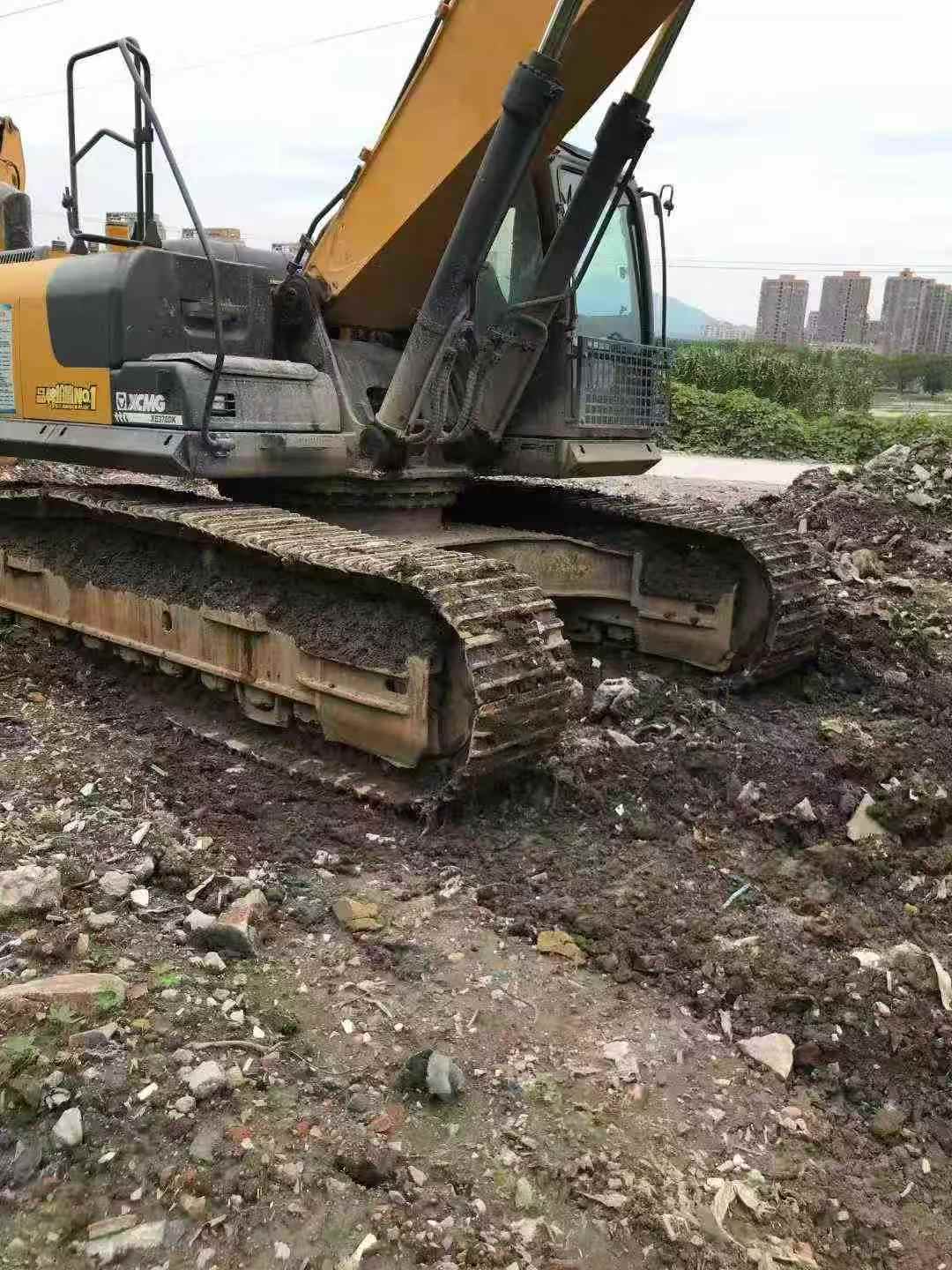 Buy XCMG XE370 Used Excavator / 3