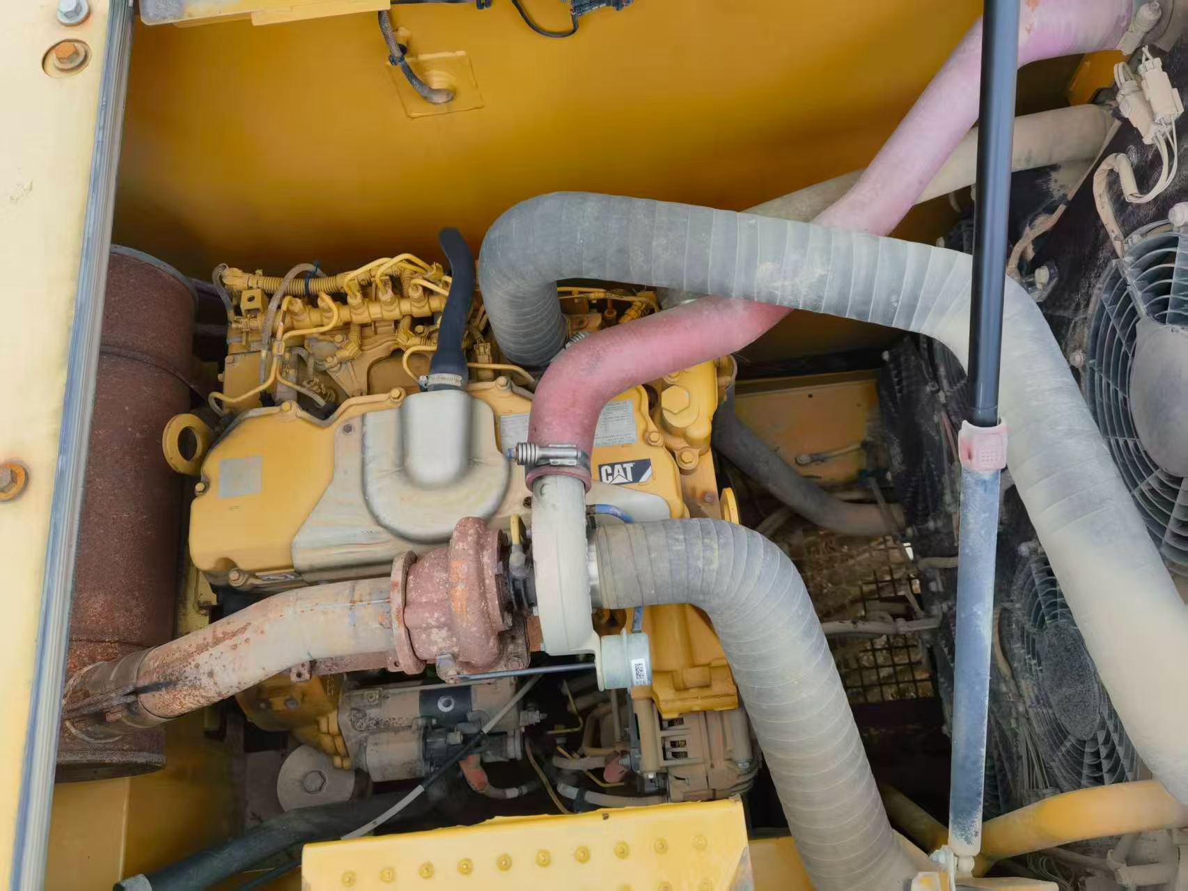 Buy Caterpillar 320A Used Excavator / 6