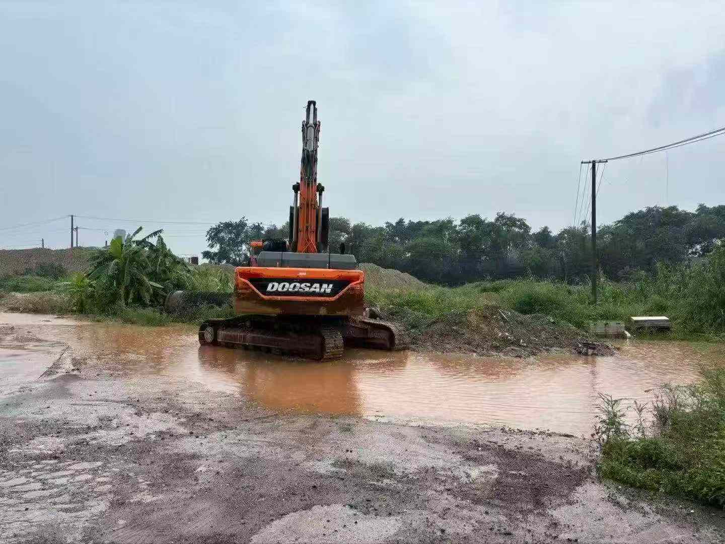 Buy Doosan DX380LC-5 Used Excavator / 5