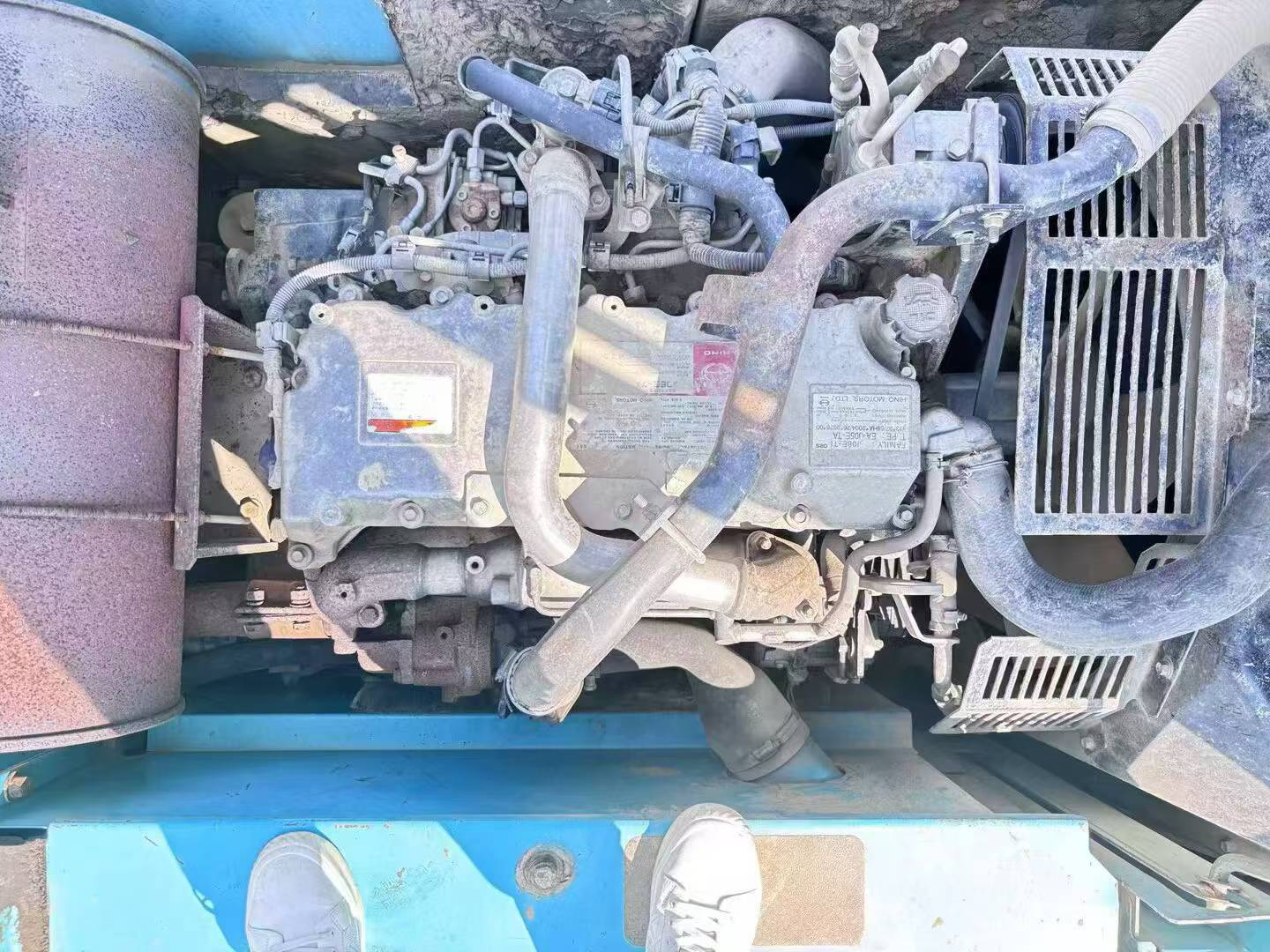 Buy Kobelco SK210 Used Excavator / 7