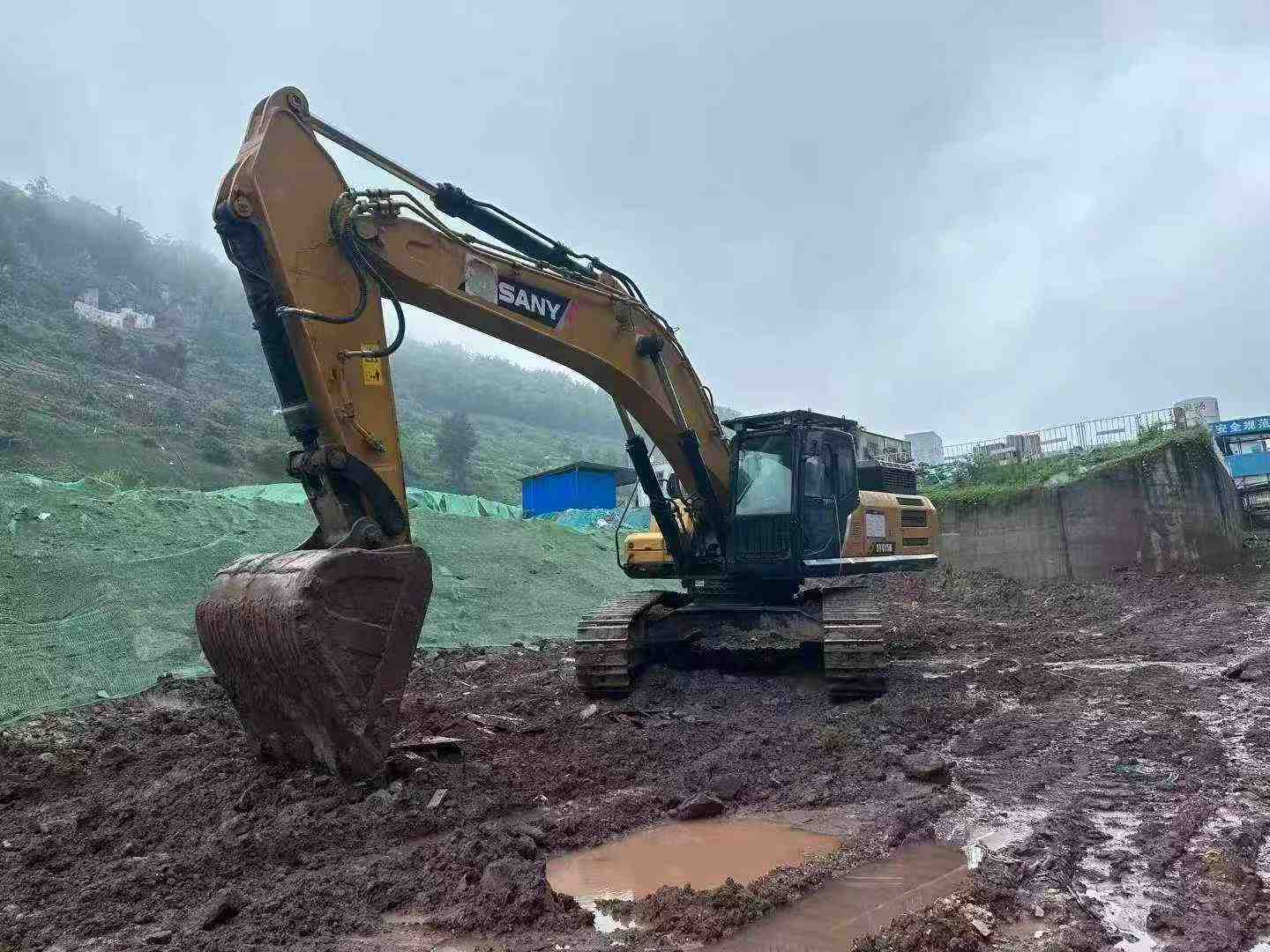 Buy Sany SY415H Used Excavator / 2