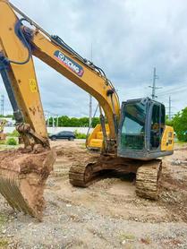 Buy XCMG XE135B Used Excavator / 3 Buy XCMG XE135B Used Excavator / 3