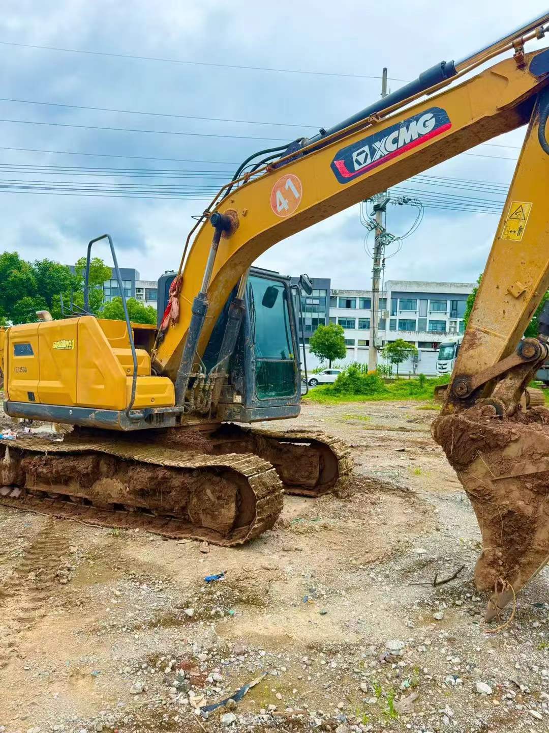 Buy XCMG XE135B Used Excavator / 2 Buy XCMG XE135B Used Excavator / 2