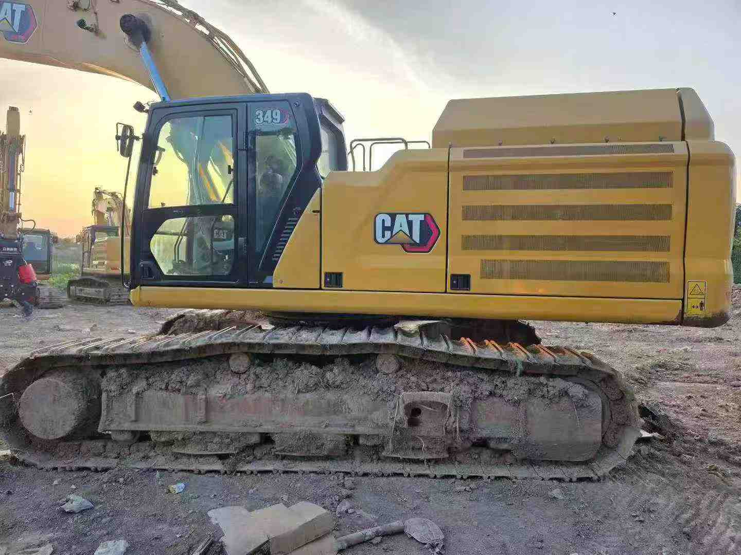 Buy Caterpillar 349E Used Excavator / 2