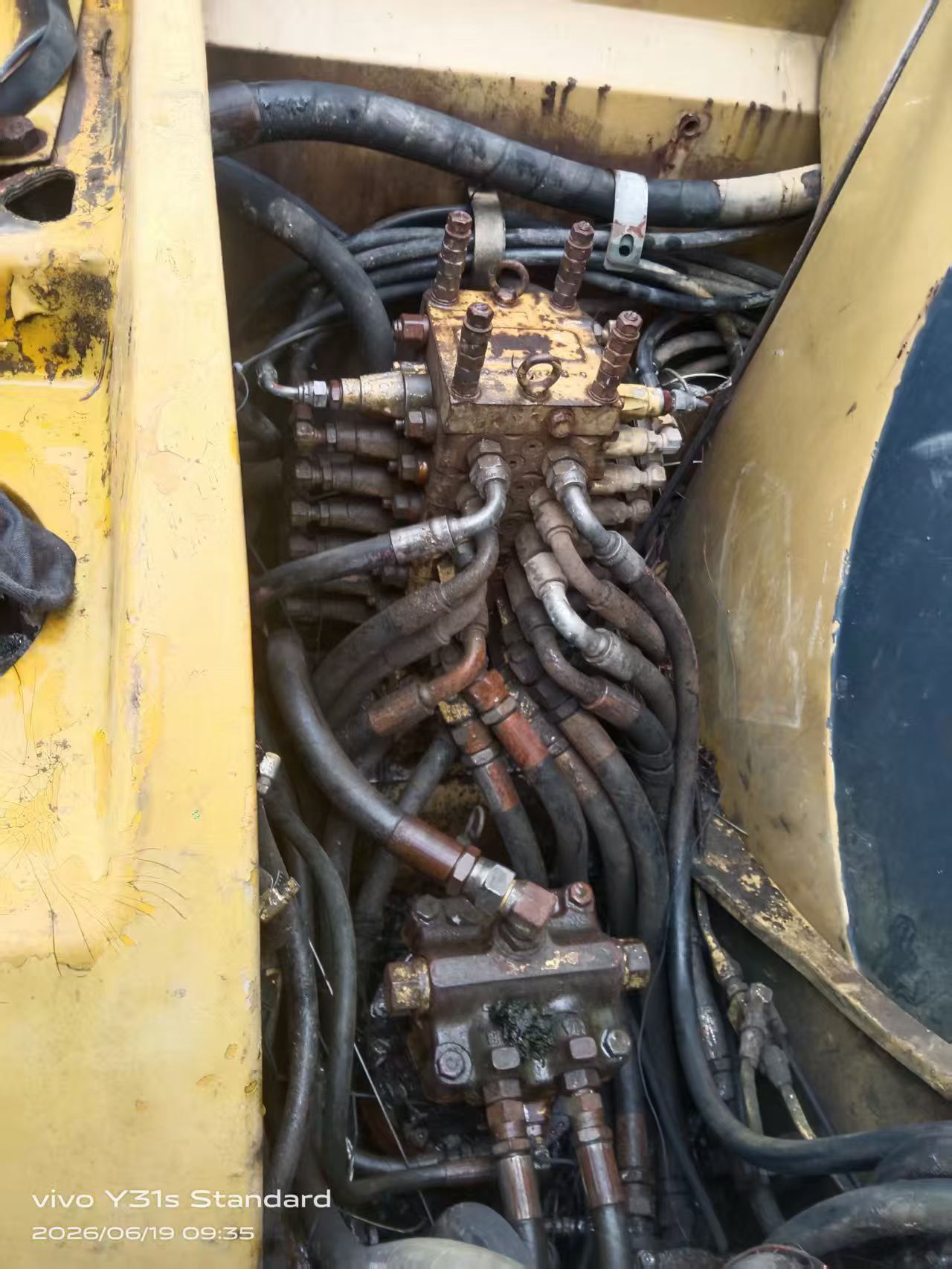 Buy Komatsu PC60-7 Used Excavator / 4