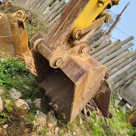 Buy Komatsu PC200-6 Used Excavator / 4 Buy Komatsu PC200-6 Used Excavator / 4