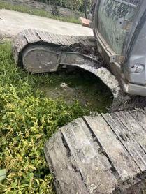 Buy Hitachi EX120-6 Used Excavator / 9 Buy Hitachi EX120-6 Used Excavator / 9