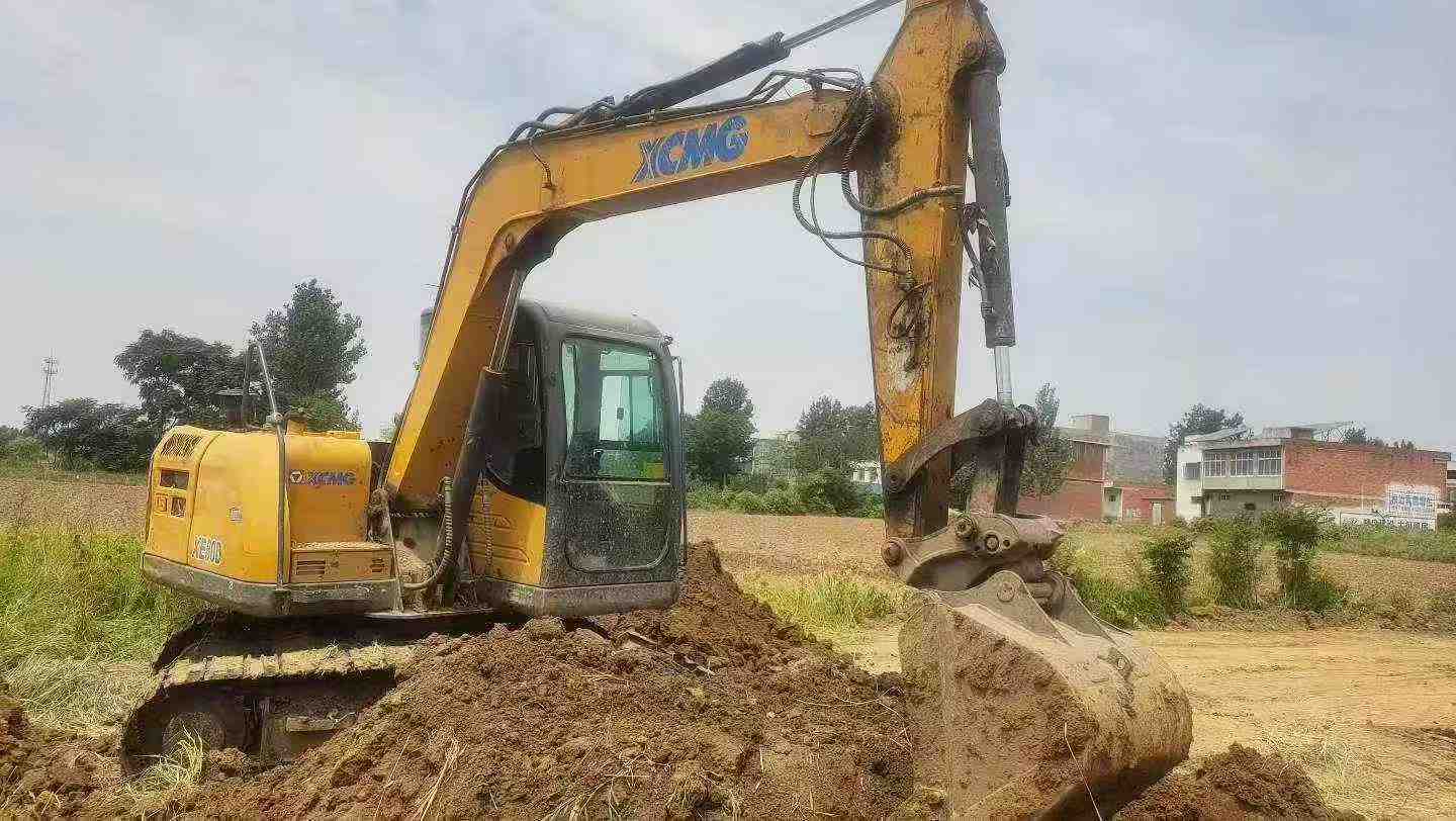 Buy XCMG XE80 Used Excavator / 3