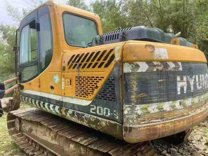 Buy Hyundai R150-7 Used Excavator / 1
